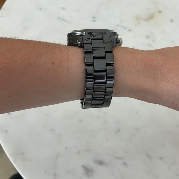 Michael Kors Chronograph Ceramic Watch Bracelet - Picture 5 of 7